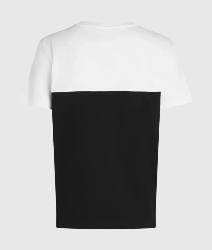 Χαρακτηριστικό μονόχρωμο T-shirt