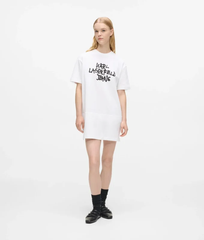 Φόρεμα T-shirt με γκράφιτι