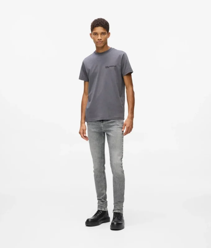Φθαρμένα skinny τζιν Φθαρμένα skinny τζιν