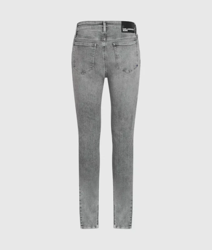 Φθαρμένα skinny τζιν Φθαρμένα skinny τζιν