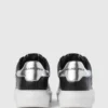 IKON NFT KAPRI SNEAKERS IKON NFT KAPRI SNEAKERS