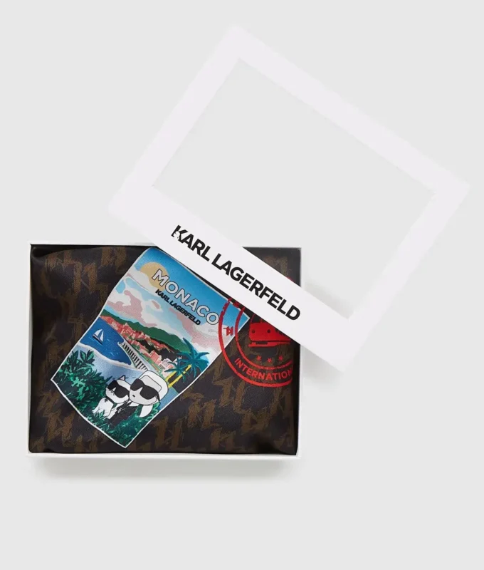Κασκόλ Ikon Monogram με σφραγίδες ταξιδιού Κασκόλ Ikon Monogram με σφραγίδες ταξιδιού