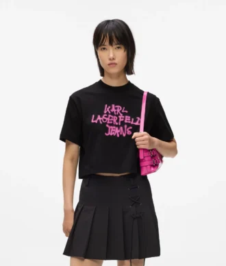 Κοντό T-shirt με γκράφιτι