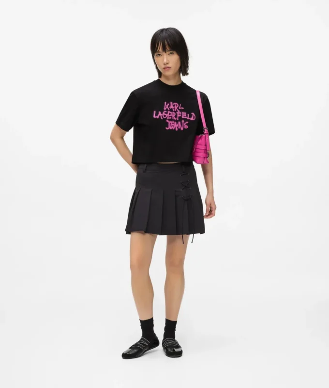 Κοντό T-shirt με γκράφιτι Κοντό T-shirt με γκράφιτι