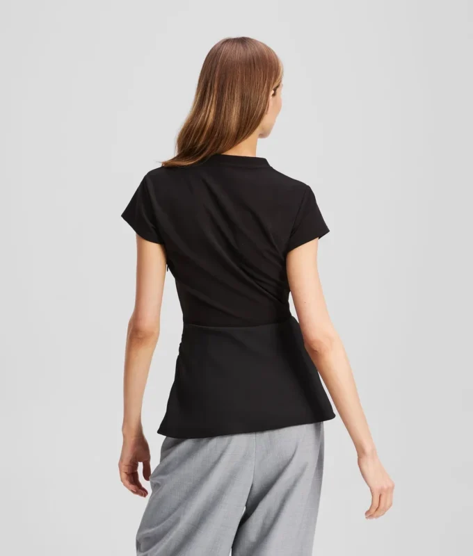 ΜΠΛΟΥΖΑ ΜΕ V-NECK ΜΠΛΟΥΖΑ ΜΕ V-NECK