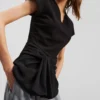 ΜΠΛΟΥΖΑ ΜΕ V-NECK ΜΠΛΟΥΖΑ ΜΕ V-NECK