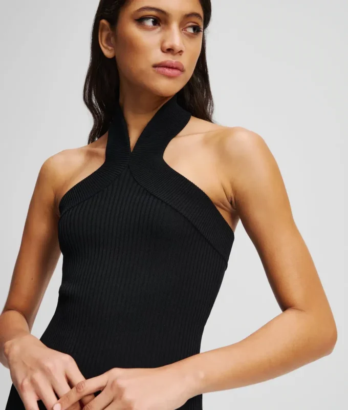 ΠΛΕΓΜΕΝΟ TOP ΜΕ HALTERNECK ΠΛΕΓΜΕΝΟ TOP ΜΕ HALTERNECK