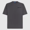 T-shirt με ανάποδη εσωτερική πλευρά T-shirt με ανάποδη εσωτερική πλευρά