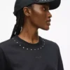 T-shirt με καρφιά και υπογραφή T-shirt με καρφιά και υπογραφή
