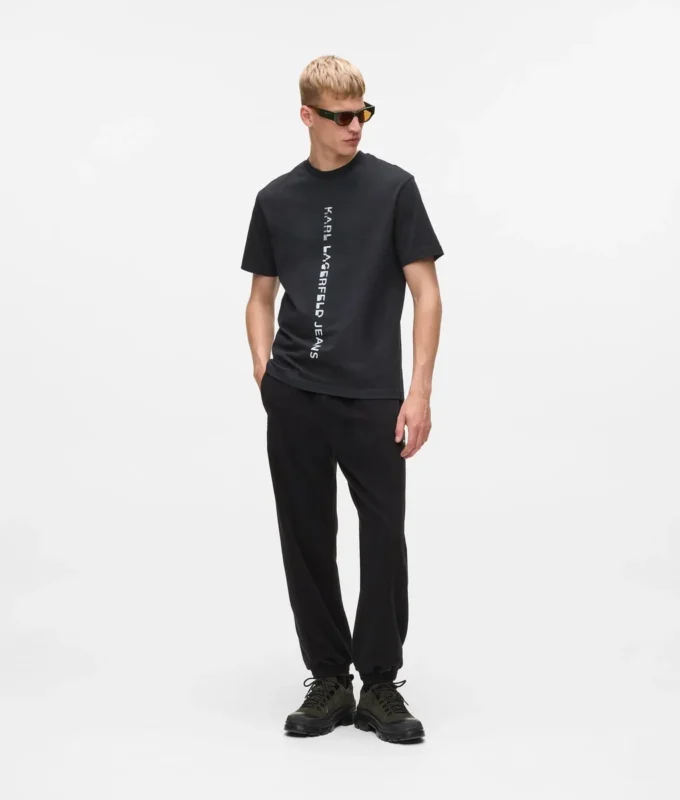 T-shirt με κάθετο λογότυπο T-shirt με κάθετο λογότυπο