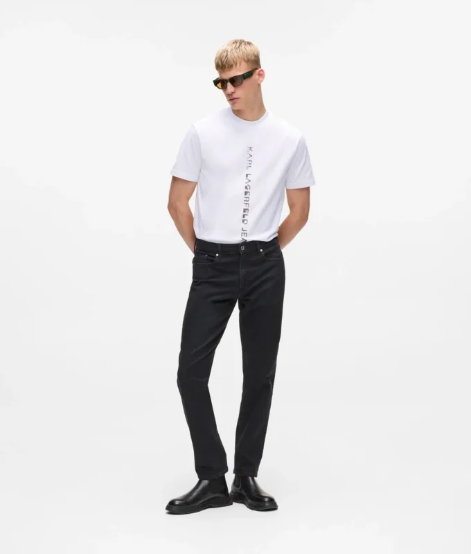 T-shirt με κάθετο λογότυπο
