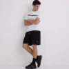 T-SHIRT ΜΕ ΚΟΝΤΡΑΣΤ ΡΑΦΕΣ T-SHIRT ΜΕ ΚΟΝΤΡΑΣΤ ΡΑΦΕΣ