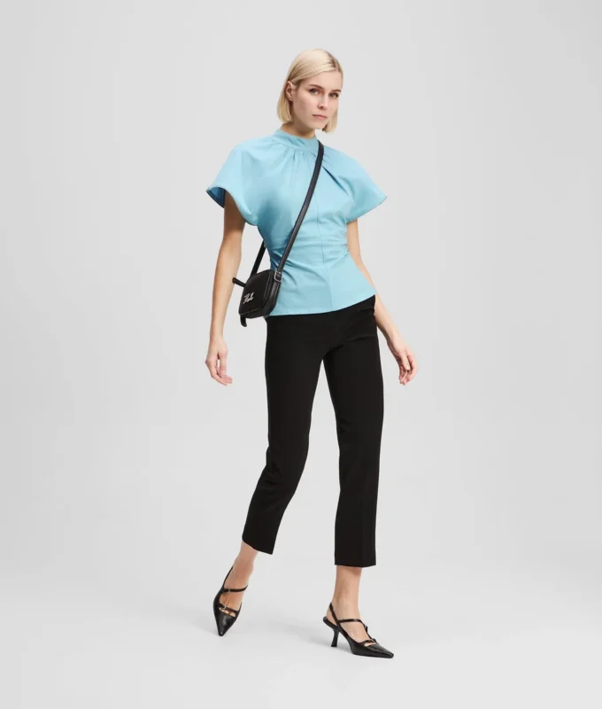 T-SHIRT ΜΕ ΛΕΠΤΟΜΕΡΕΙΑ ZIP T-SHIRT ΜΕ ΛΕΠΤΟΜΕΡΕΙΑ ZIP