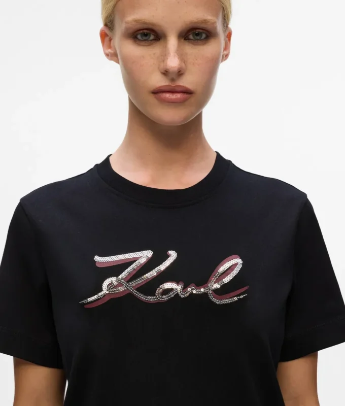 T-shirt με παγιέτες T-shirt με παγιέτες