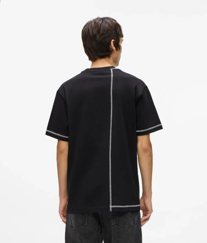 T-shirt με ραφές σε αντίθεση T-shirt με ραφές σε αντίθεση