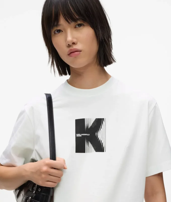 T-shirt με σχέδιο K T-shirt με σχέδιο K