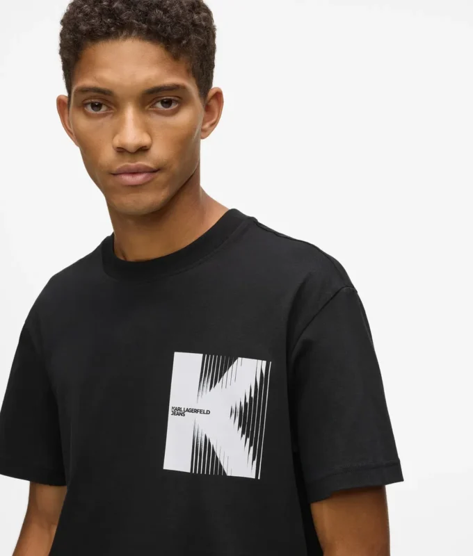 T-shirt με σχέδιο K T-shirt με σχέδιο K
