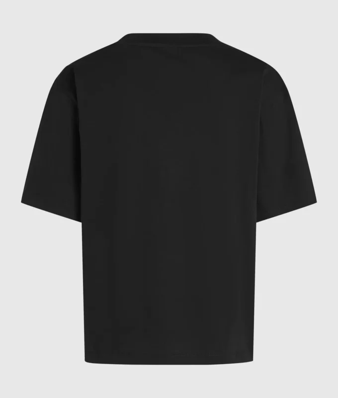 T-shirt με V λαιμόκοψη και χαρακτηριστικό στρίφωμα T-shirt με V λαιμόκοψη και χαρακτηριστικό στρίφωμα