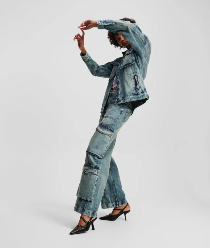 UTILITY MID-RISE RELAXED JEANS UTILITY MID-RISE RELAXED JEANS